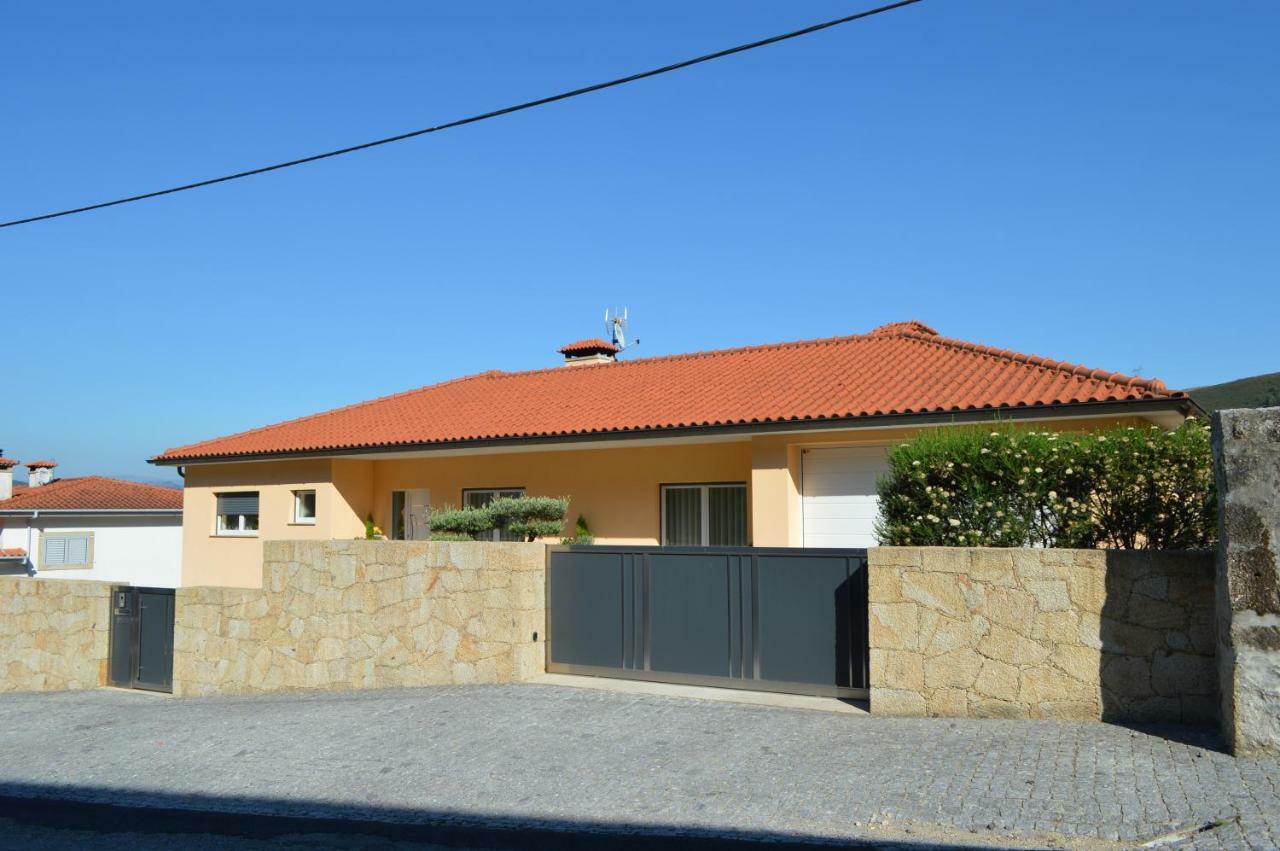 Appartement Al Ribeiro à Póvoa de Lanhoso Extérieur photo